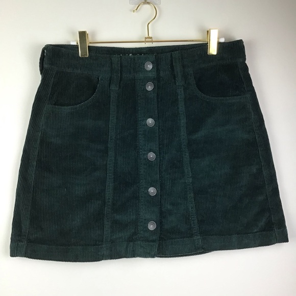 American Eagle Outfitters Dresses & Skirts - American Eagle Green Corduroy Super Hi-Rise A-Line Mini Skirt